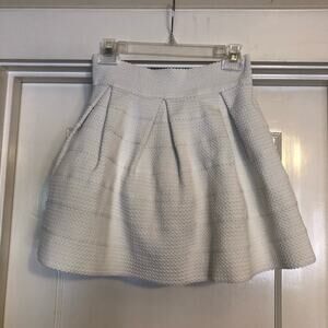 Charlotte Russe Women's Medium pleated white hoop skater Thick Skirt